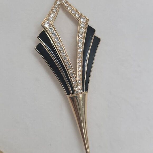 TRIFARI Vintage Brooch - Picture 6 of 6